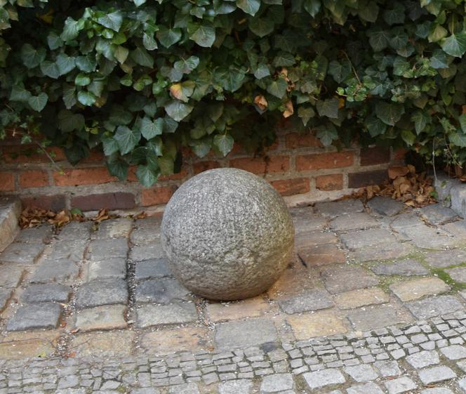 Kamienna kula trafiła do muzeum