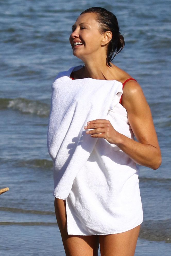 Anna Popek pracuje w zimnym morzu