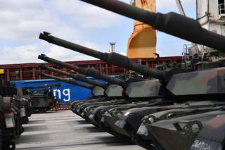 Czołgi Abrams dotarły do portu w Świnoujściu. Wiemy, ile kosztują