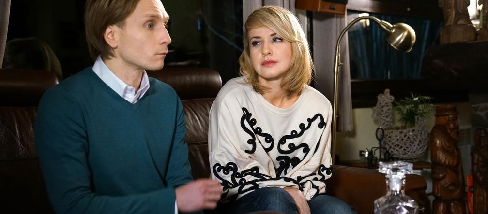 Barwy szczęścia odcinek 1876, Krzepiński (Marek Kossakowski), Alicja Umińska (Monika Dryl)