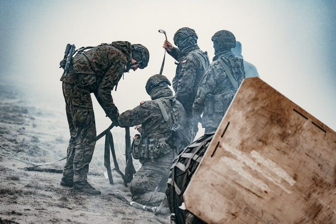 Wojsko trenuje w Małopolsce. Żołnierze szkolili się na Pustyni Błędowskiej