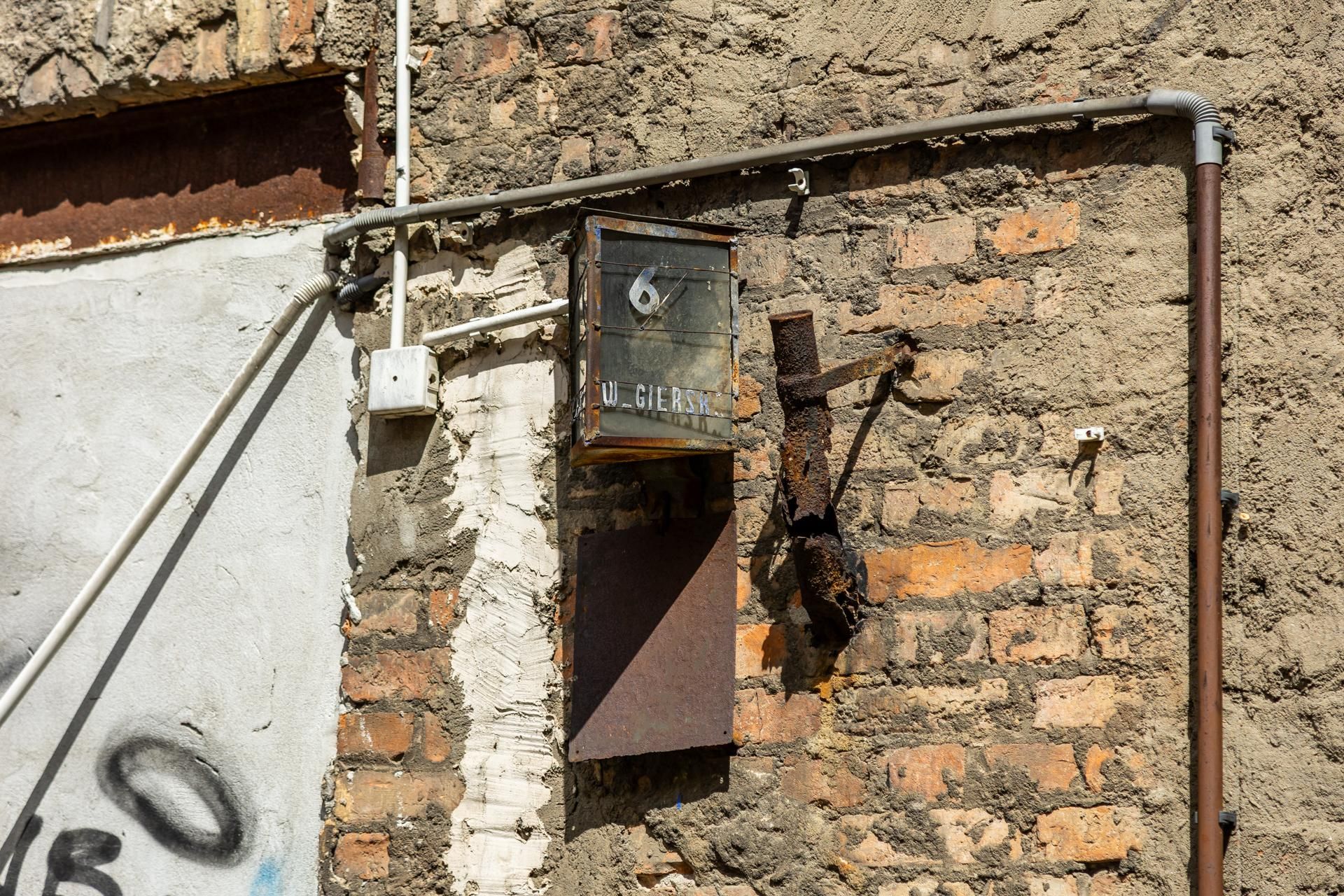 Kamienica przy ul. Węgierskiej 6 w Warszawie