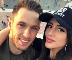 Maciej Rybus z żoną