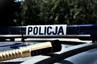 Nowy mandat niewiarygodnie puści was z torbami. 1500 zł kary od policji za jazdę bez dokumentu!