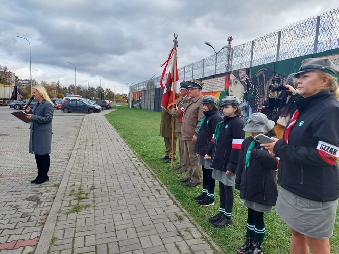 Mural poświęcony Dzieciom Zamojszczyzny i żołnierzom AK i BCh