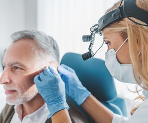 Jakie objawy wskazują na chorobę błędnika? Jak rozpoznać zaburzenia błędnika?