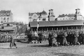 Defilada oddziału piechoty na Polu Mokotowskim, 11.11.1928 r.