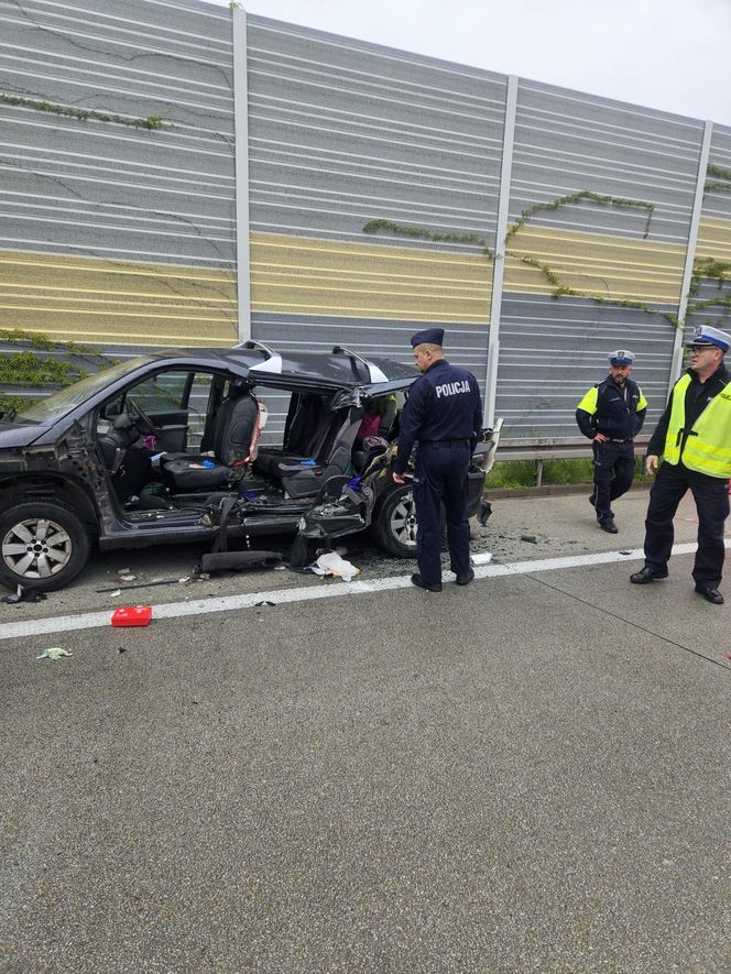 Wypadek na S8 w Łódzkiem. Wiele osób rannych