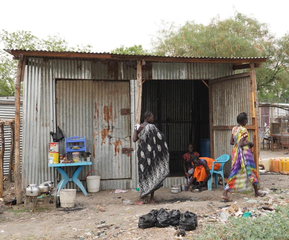 Ludzie żyją tu za mniej niż dwa dolary dziennie. Towarzyszy im skrajny głód i konflikty zbrojne
