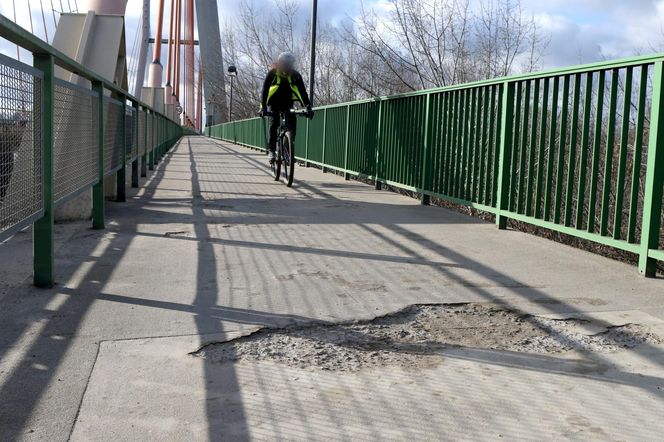 Most Siekierkowski do remontu. ZDM zdradził, co nowego będzie się działo na drogach w tym roku