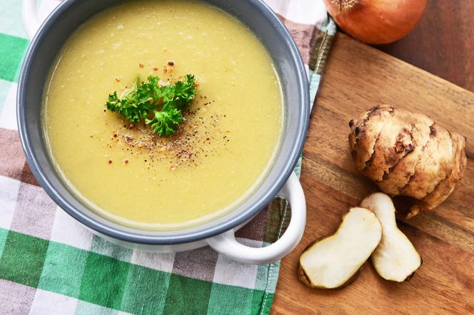 Aksamitna zupa z topinamburu i mleczka kokosowego - rewelacja!