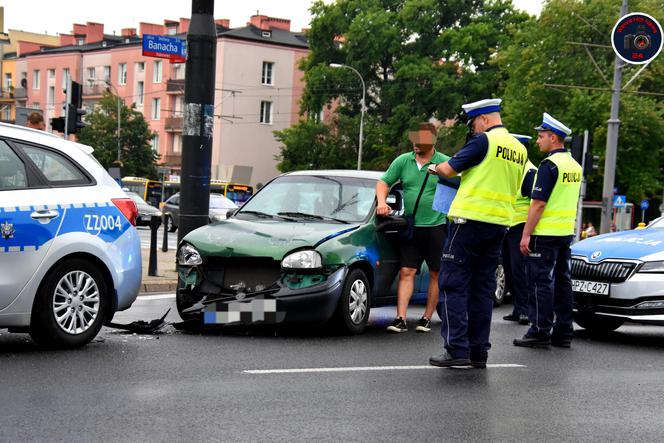 Wjechał w radiowóz. Dwóch policjantów w szpitalu