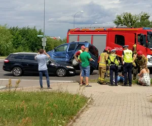 Zderzenie aut na ul. Kuronia w Białymstoku. W pojeździe było niemowlę [ZDJĘCIA]