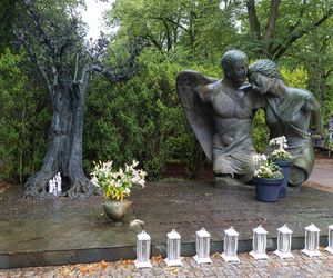 Grób Jana Kulczyka 10 lat od jego śmierci 