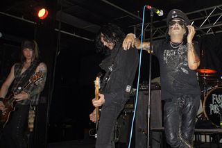 Tragiczna śmierć narzeczonej rockowego gwiazdora. Kobieta wypadła za burtę