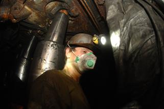 Ognisko zakażeń koronawirusem w kolejnej kopalni. 78 nowych zakażeń w piątek, 8 maja