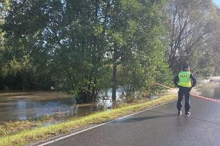 Niebezpieczne zachowania nad rzekami w Małopolsce. Policja: „udało się uniknąć tragedii”