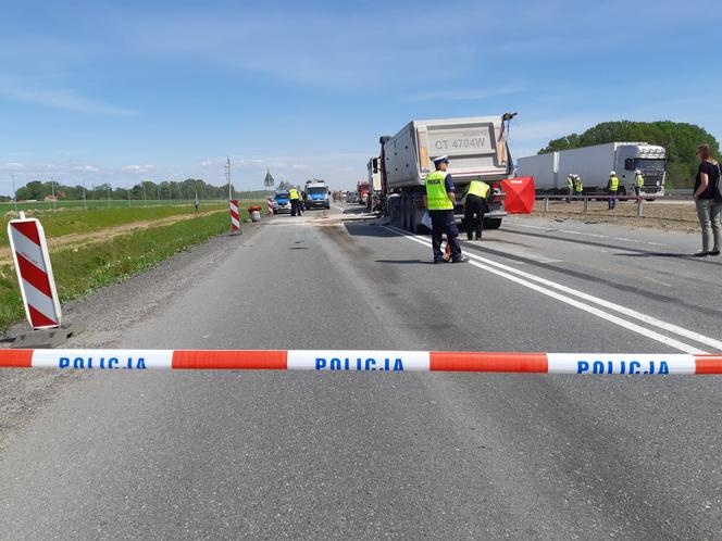 Tragedia w Niewieścinie. Czterech mężczyzn nie żyje. Zdjęcia z miejsca wypadku