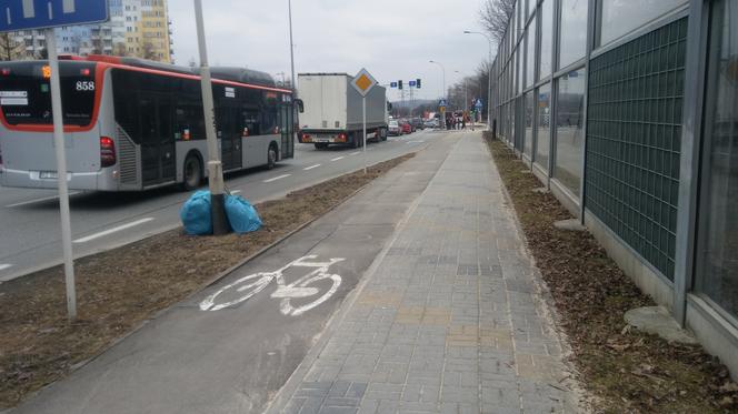 Gigantyczny korek w Rzeszowie. Powód? Otwarcie Agata Meble