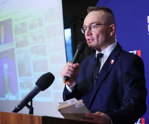 Marek Woch na konwencji Ogólnopolskiej Federacji Bezpartyjni i Samorządowcy