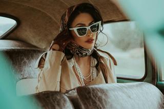 Duże okulary retro to hit tego lata