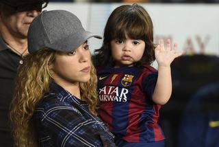 Shakira z synem na meczu Barcelony! Milan kibicuje TATUSIOWI? Zobaczcie ZDJĘCIA! :)