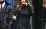 Paryski look Julianne Moore zachwycił wszystkich. To stylizacja idealna na zimowe imprezy! 