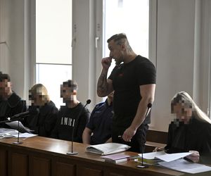 Łukasz Ż. stanął przed sądem. Przeprosił i częściowo przyznał siędo winy. Jego kolega: „Nie pomagałem Łukaszowi”