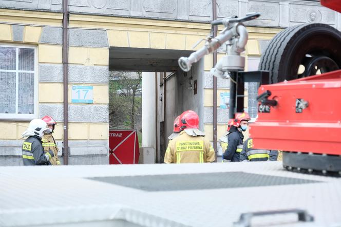Pożar w Mysłowicach przy ul. Bytomskiej. Nie żyje mężczyzna [ZDJĘCIA]