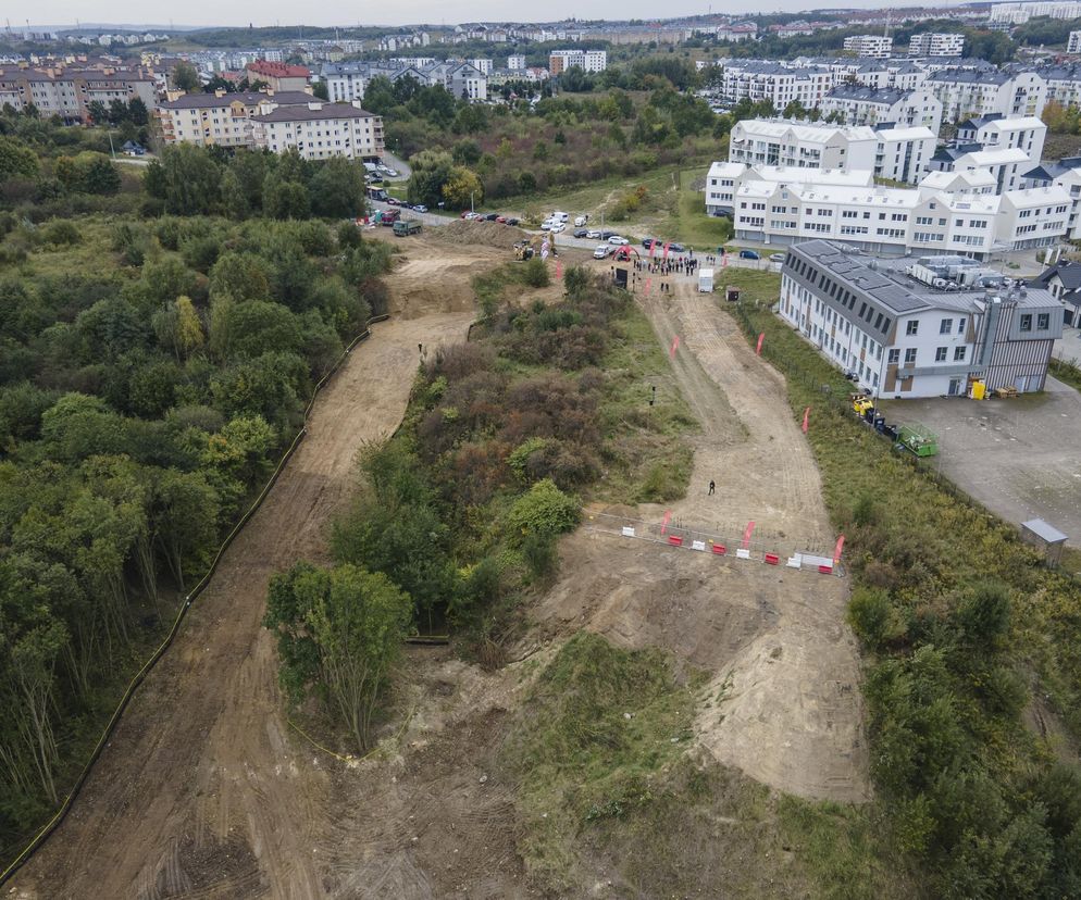 Łopaty poszły w ruch. Gdańsk Południe - nowe rozwiązania komunikacyjne. Budowa Nowej Świętokrzyskiej i linii kolejowej PKM