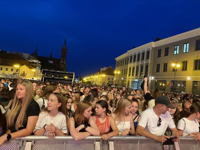 Dni Miasta Białegostoku 2024. Enej i Margaret przyciągnęły tłumy na Rynek Kościuszki [ZDJĘCIA]