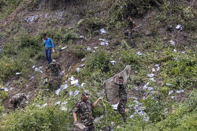 Nepal/ Osiemnaście osób zginęło w wypadku samolotu podczas startu