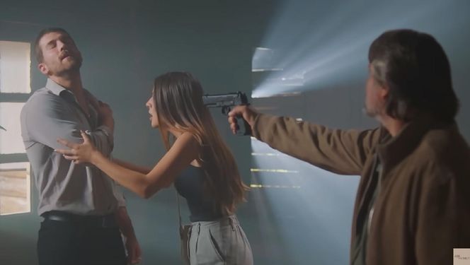 Miłość i nadzieja odc. 297. Zeynep, Cihan, Taylan