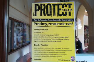 Protest nauczycieli w I LO w Rzeszowie