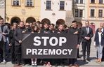Ulicami Tarnowa przeszedł marsz przeciw przemocy. To reakcja na tragiczną śmierć 16-letniego Szymona 