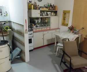 Te przedmioty w PRL-u miał w domu każdy. Dziś są warte fortunę. Sprawdź, czy nie masz na strychu 