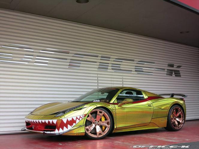 Ferrari 458 Spider Golden Shark