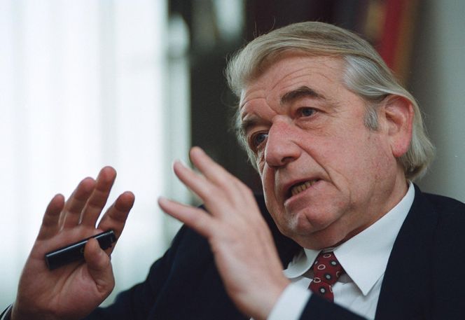 To była przełomowa operacja profesora Religi. Pacjent z nowy sercem żył jeszcze 30 lat