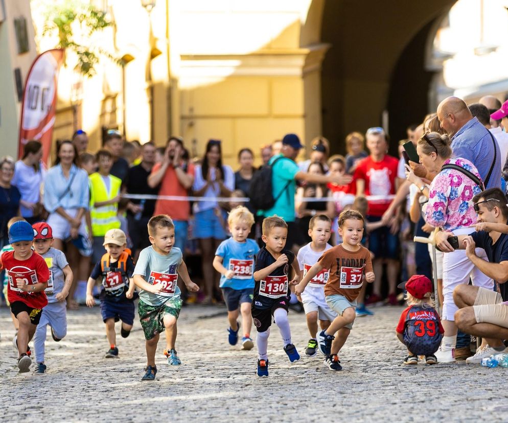 Biegi Przez Metry po Kilometry podczas Biegu Koziołka
