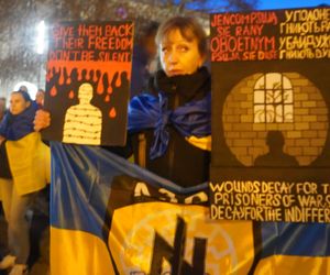 Manifestacja w trzecią rocznicę wybuchu wojny w Ukrainie