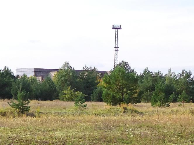 Lokalizacja Żarnowiec. Tereny po budowie elektrowni atomowej nad j. Żarnowieckim w miejscowości Kartoszyno