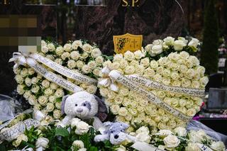 Byłeś słoneczkiem naszego życia. Zamordowany Oluś pochowany w Gdyni. Przejmujący widok na grobie