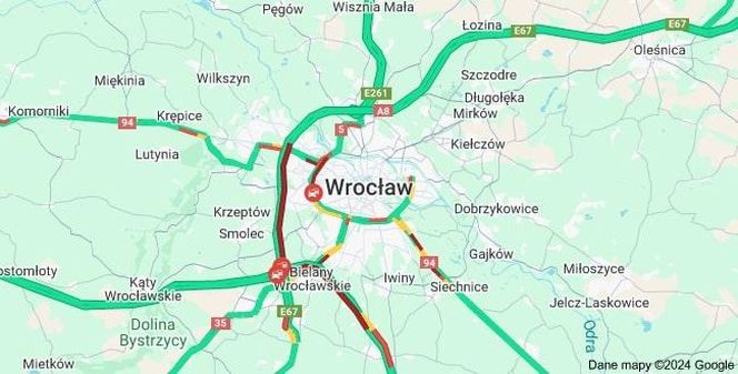 Seria wypadków pod Wrocławiem. Ponad 20 aut rozbitych. Obwodnica stanęła, potężne korki aż po horyzont