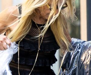 Monika Olejnik. W falbanach pogubiła pranie