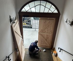 Zabytkowe drzwi ratusza w Lesznie w renowacji [ZDJĘCIA]