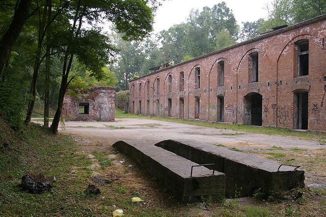 Remont fortu 52 Borek już na półmetku!