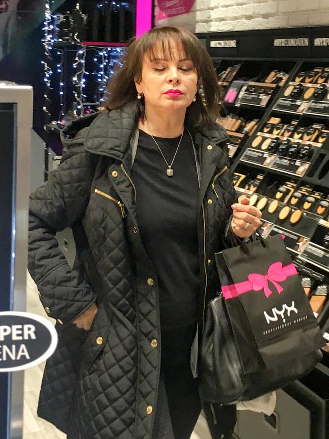 IZABELA TROJANOWSKA_1PUBL