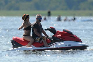 Patrycja Markowska  na skuterze 