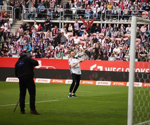 Górnik Zabrze remisuje z Koroną Kielce. Ratunek nadszedł w ostatnich minutach. Wielkie emocje na trybunach