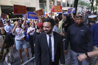 Zohran Mamdani pokonał Andrew Cuomo w demokratycznych prawyborach